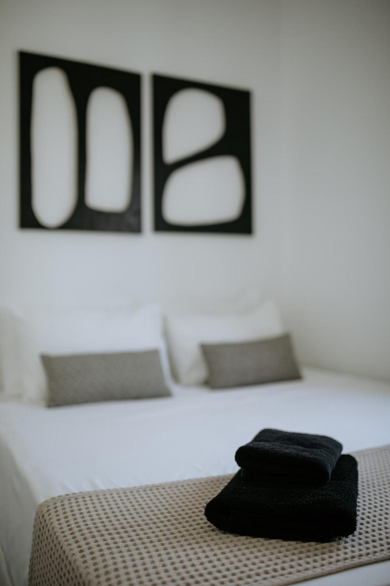 Yi & Thalassa Living By Khi Китнос Экстерьер фото
