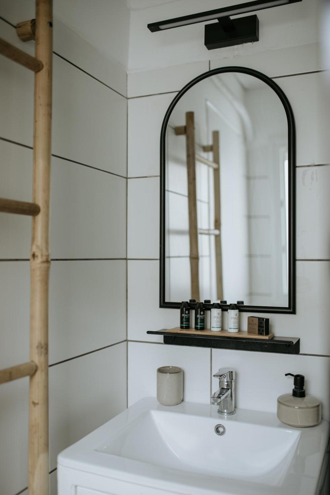 Yi & Thalassa Living By Khi Китнос Экстерьер фото