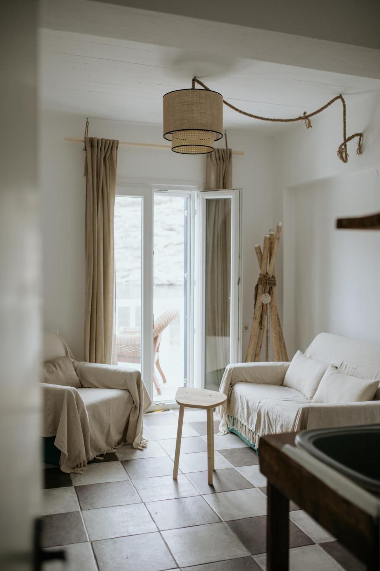 Yi & Thalassa Living By Khi Китнос Экстерьер фото